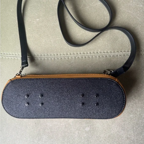 Kickflip Skateboard Crossbody Bag Yellow - Picture 10 of 12